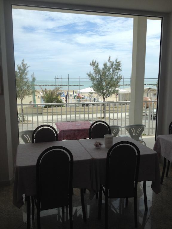 Hotel Mareblu Senigallia Luaran gambar
