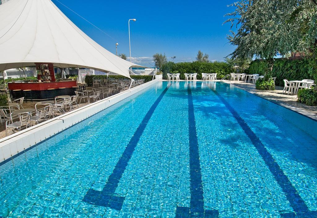 Hotel Mareblu Senigallia Luaran gambar