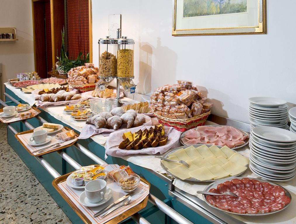 Hotel Mareblu Senigallia Luaran gambar